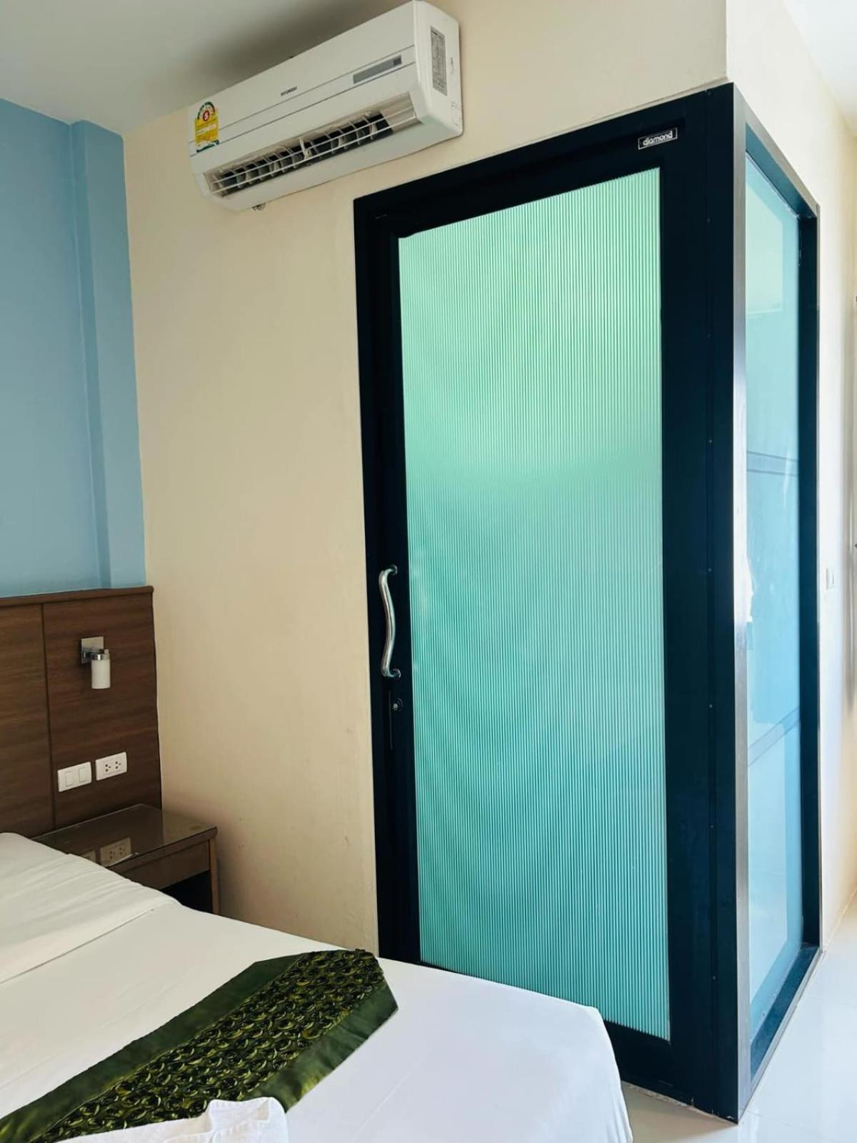 Royal Waves Hotel Patong Exteriér fotografie