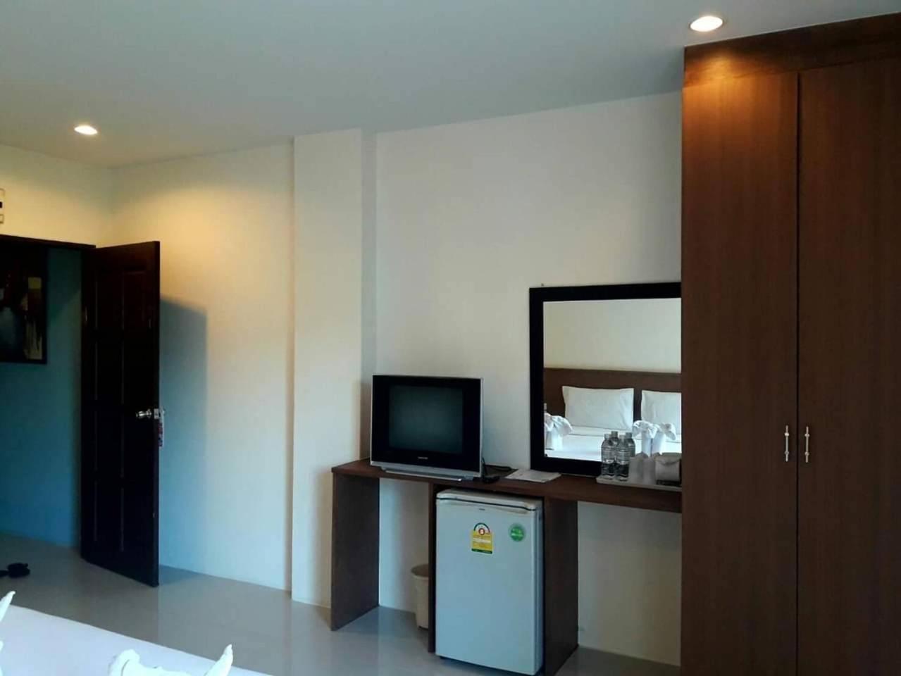 Royal Waves Hotel Patong Exteriér fotografie