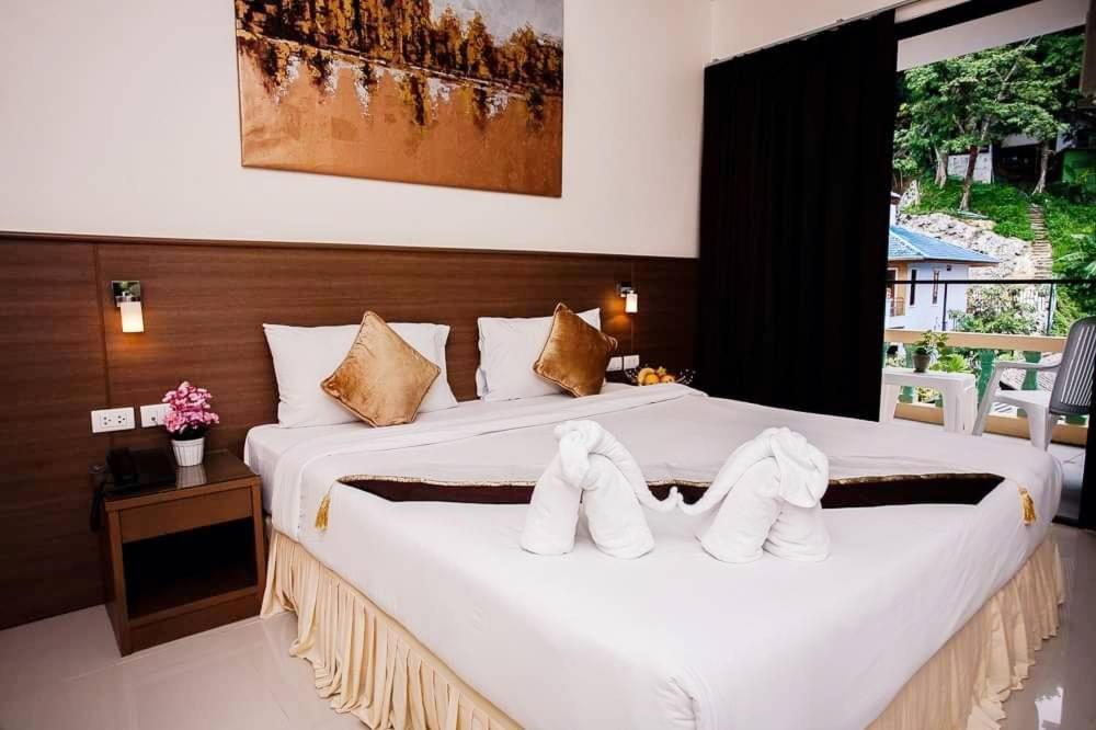 Royal Waves Hotel Patong Exteriér fotografie